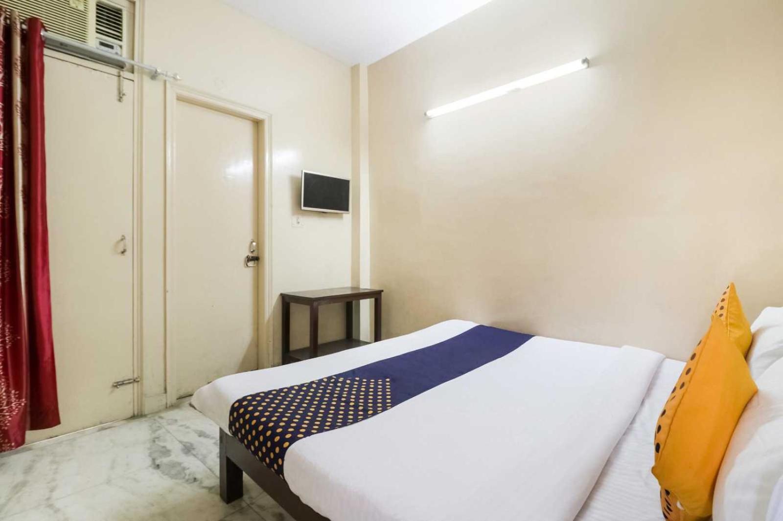 Hotel O Chandu Inn Nuova Delhi Esterno foto
