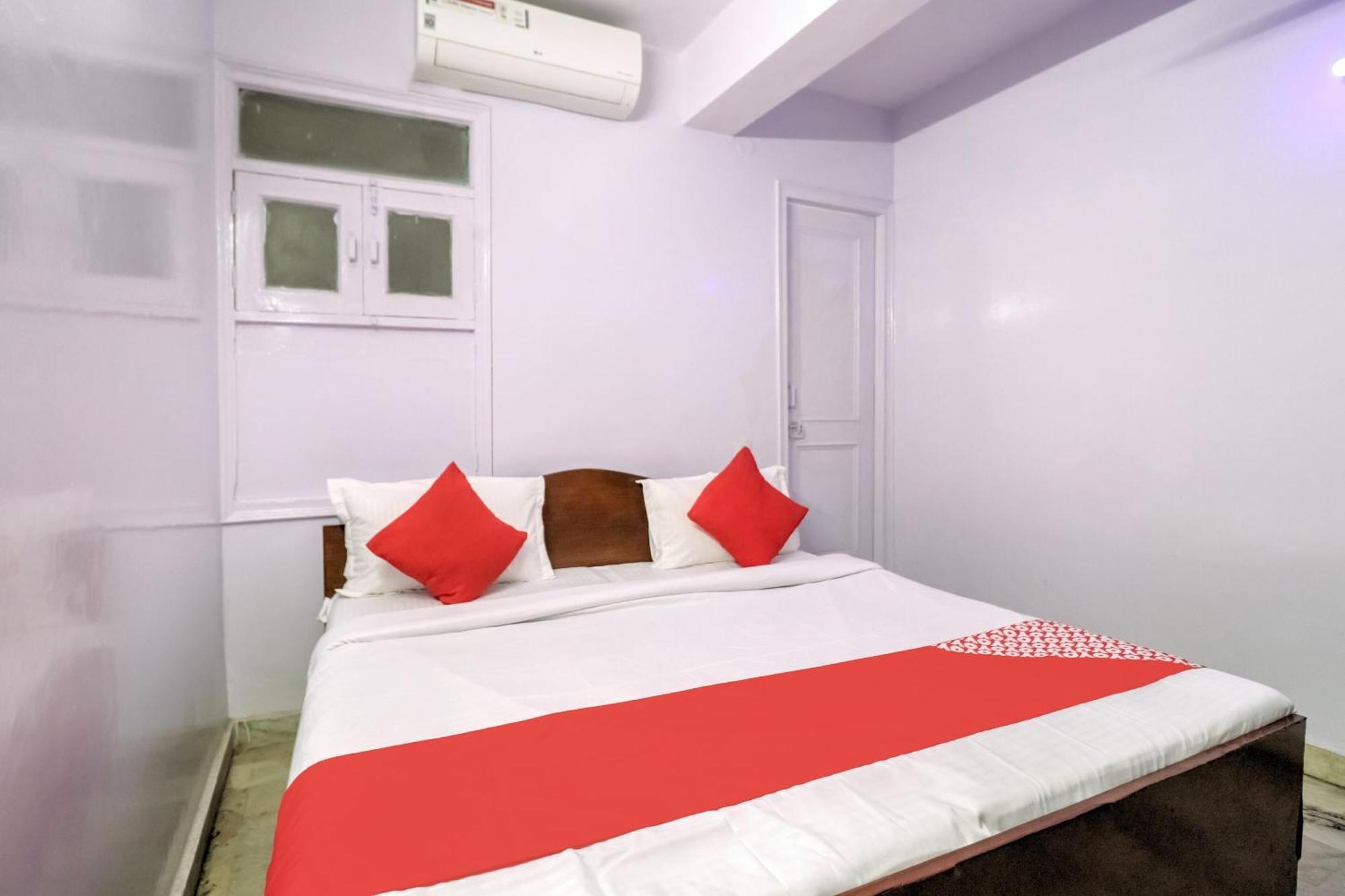 Hotel O Chandu Inn Nuova Delhi Esterno foto